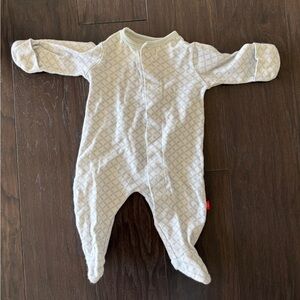 Magnetic Me Newborn One Piece 5-8lbs